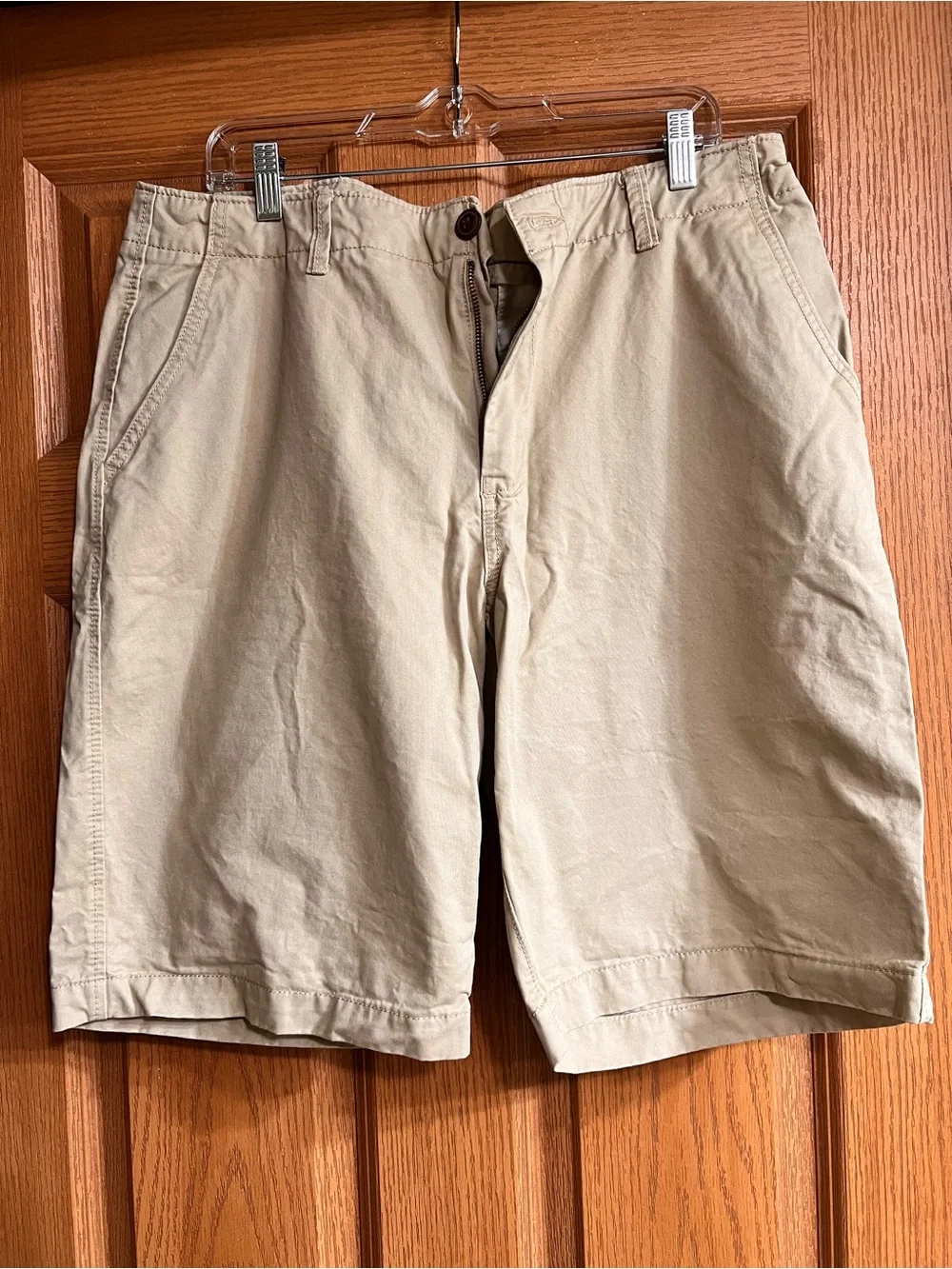 Aeropostale Men's Tan Flat Front Cotton Shorts #60B